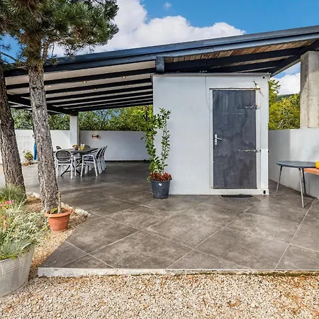 Holiday home Amazing In With House Sea View